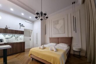 Jak naturalnie przedstawić siebie: inspirujący opis, który zainspiruje innych