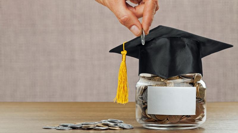 Zalety i wady kredytu studenckiego