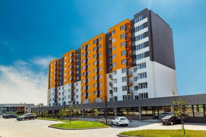 Jak kupić mieszkanie spółdzielcze własnościowe bez księgi wieczystej? Praktyczny przewodnik dla przyszłych właścicieli
