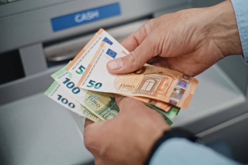 Cyfrowy pieniądz i rewolucja finansów