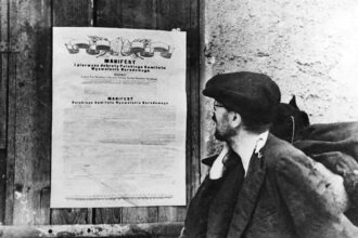 Skutki komunizmu w Polsce: analiza historyczna z perspektywy dzisiejszych czasów