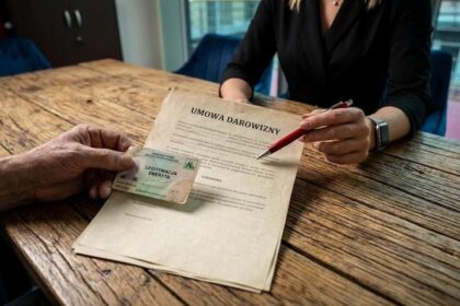 Spłata rodzeństwa po darowiźnie – kluczowe zasady prawne, które musisz znać